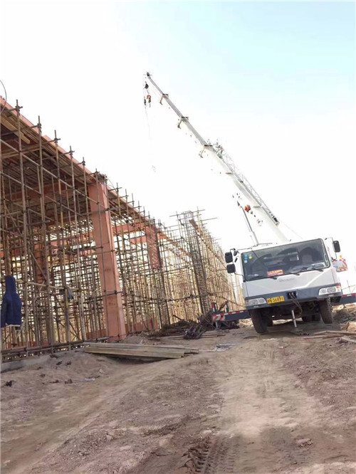 沙河市吊车作业的安全注意事项有哪些？