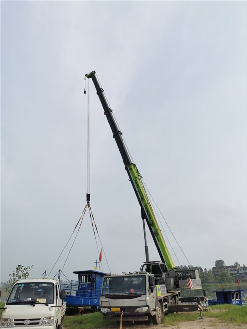 沙河市桥梁建设吊装案例